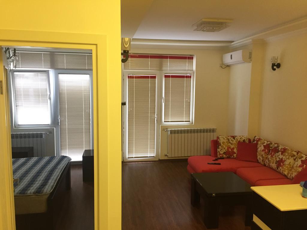 Chemi Saxli Apartment バトゥーミ エクステリア 写真
