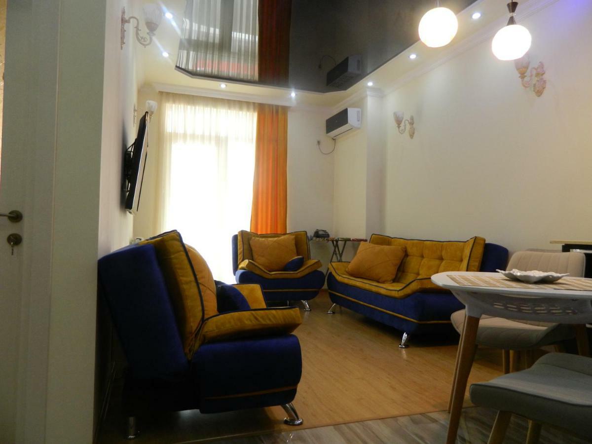 Chemi Saxli Apartment バトゥーミ エクステリア 写真