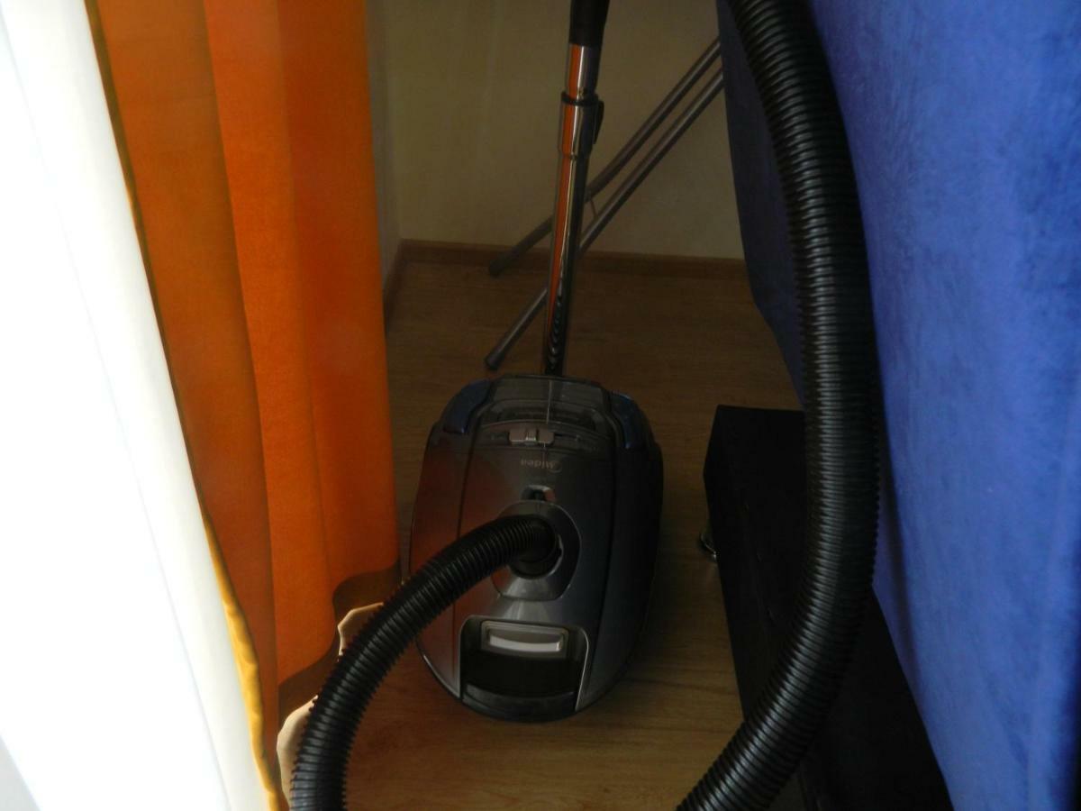Chemi Saxli Apartment バトゥーミ エクステリア 写真