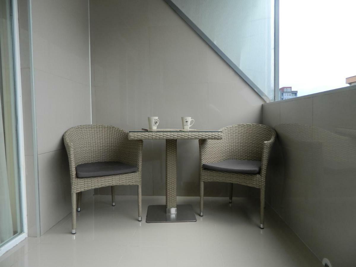Chemi Saxli Apartment バトゥーミ エクステリア 写真