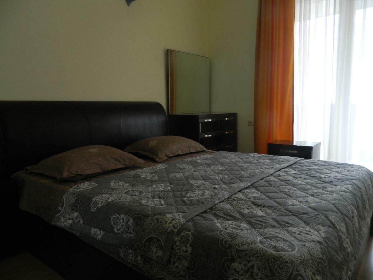 Chemi Saxli Apartment バトゥーミ エクステリア 写真