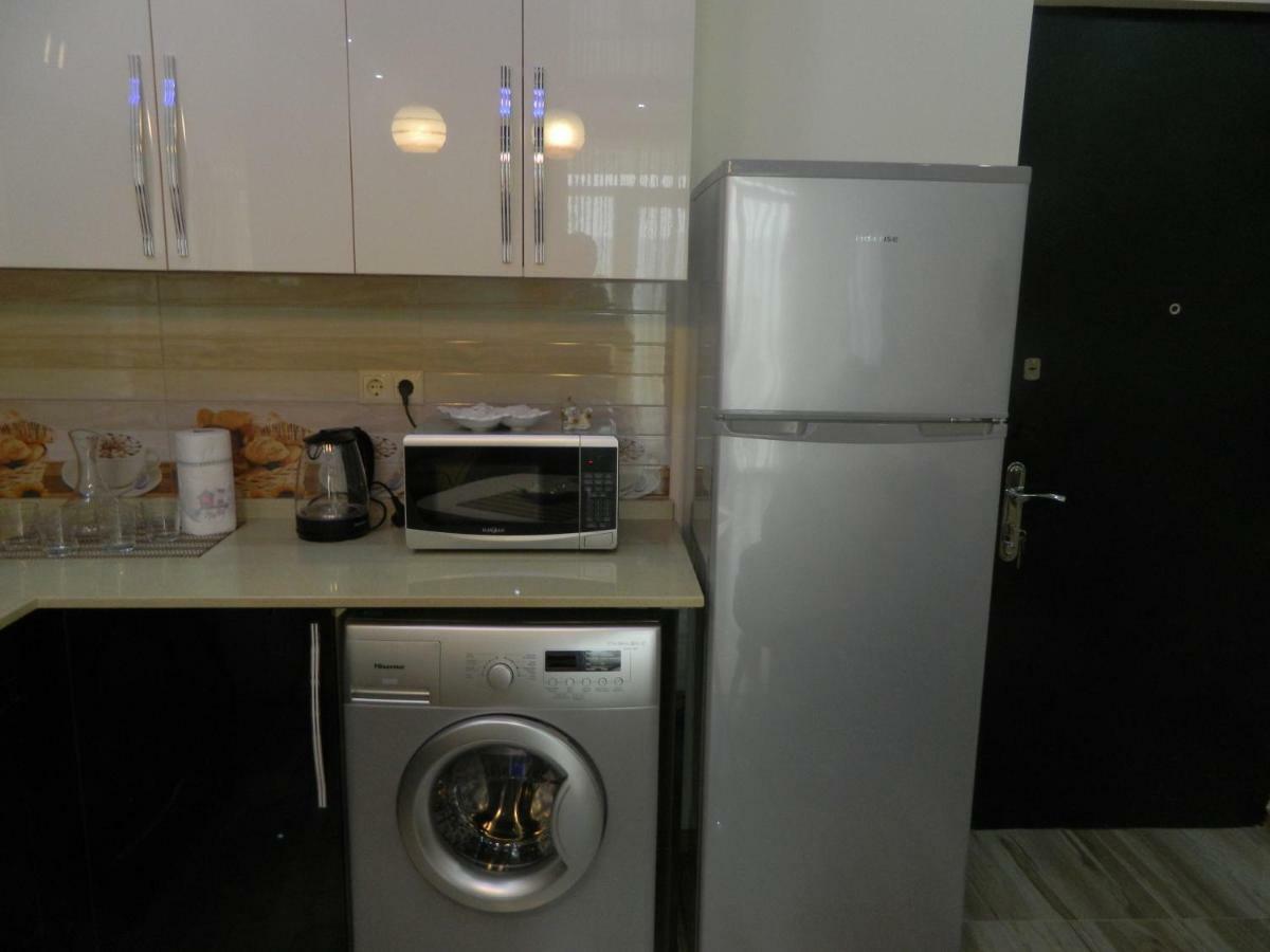Chemi Saxli Apartment バトゥーミ エクステリア 写真