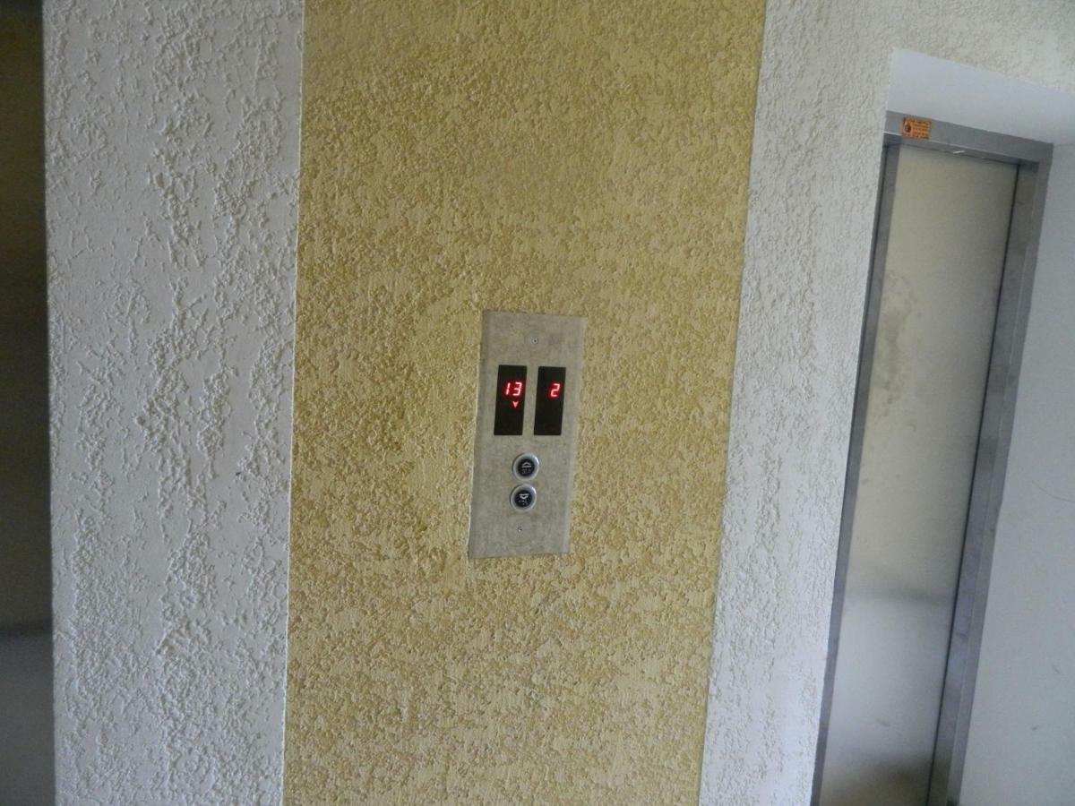 Chemi Saxli Apartment バトゥーミ エクステリア 写真