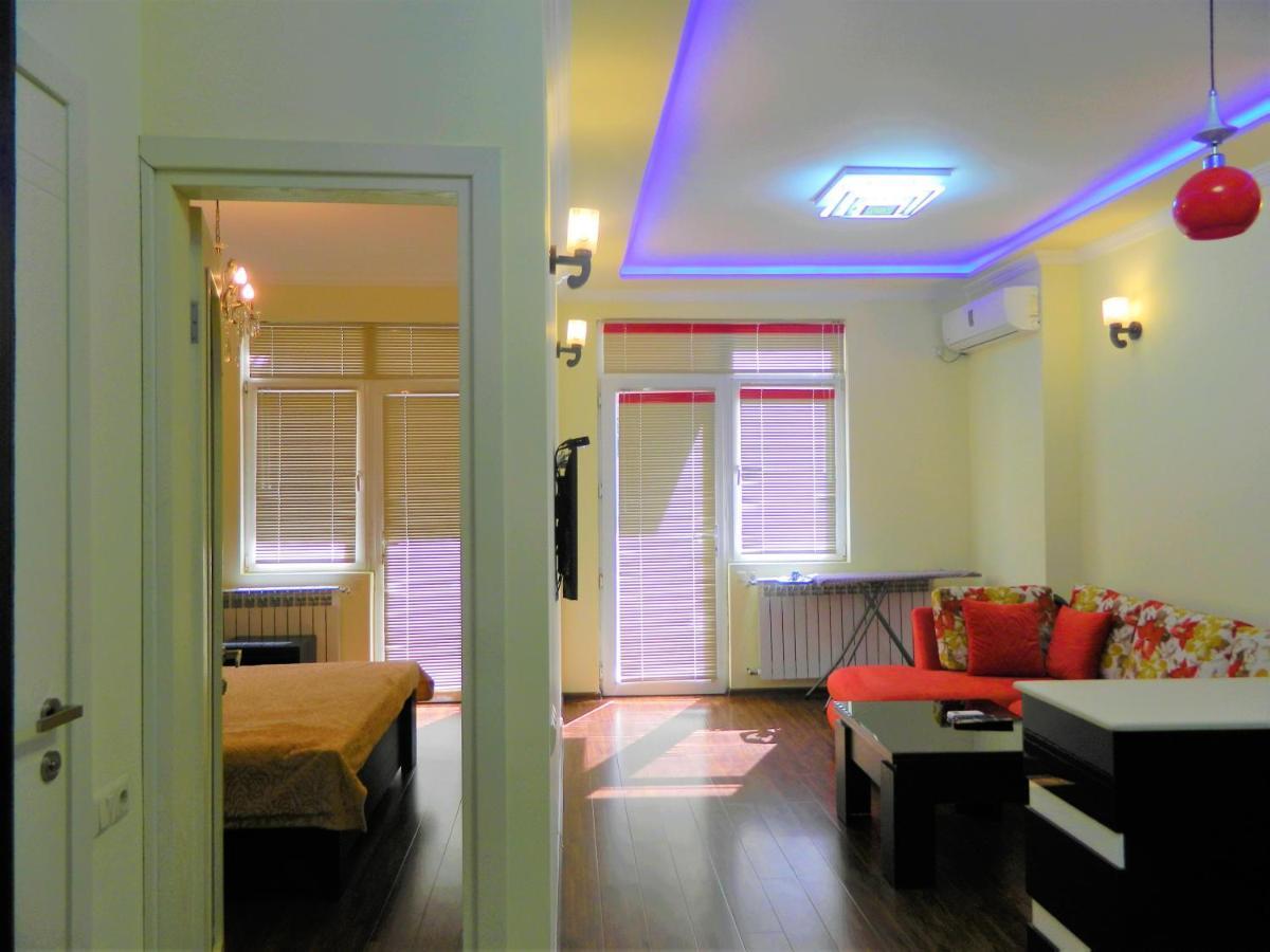 Chemi Saxli Apartment バトゥーミ エクステリア 写真